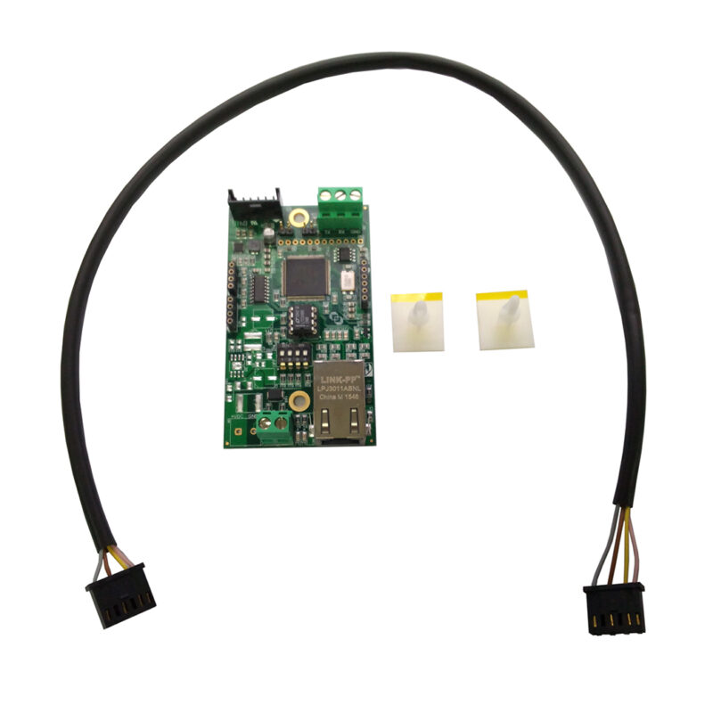 Moduł Ethernet OHAUS T82XWT-EU — płytka PCB z gniazdem RJ45 i kablem połączeniowym — widok z góry