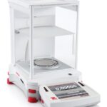 Explorer Semi Micro Balance With glass shelf Right