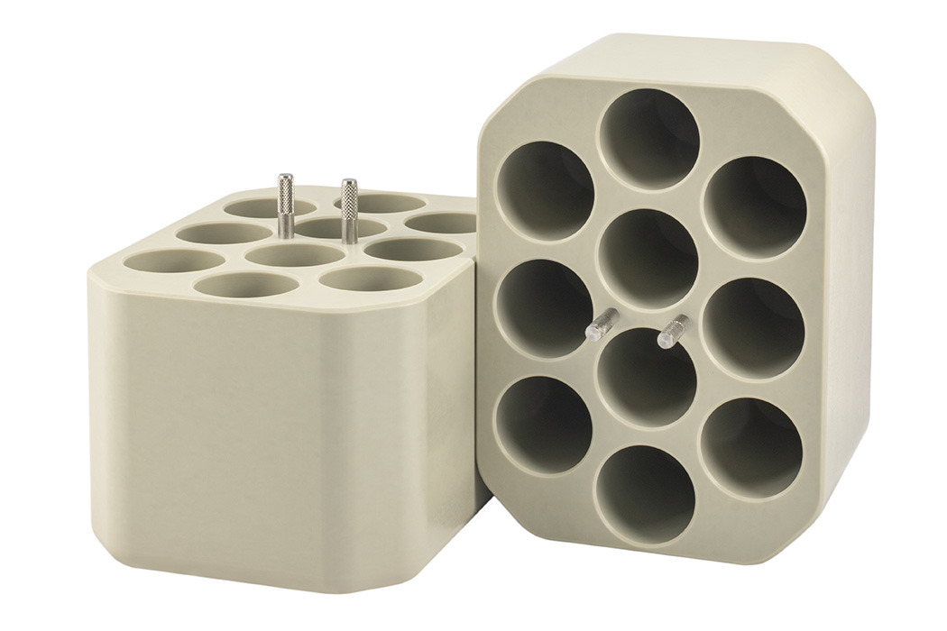 Stojak wirówki OHAUS D29MM 10x50 ml typ FA — dwa egzemplarze, widok z przodu